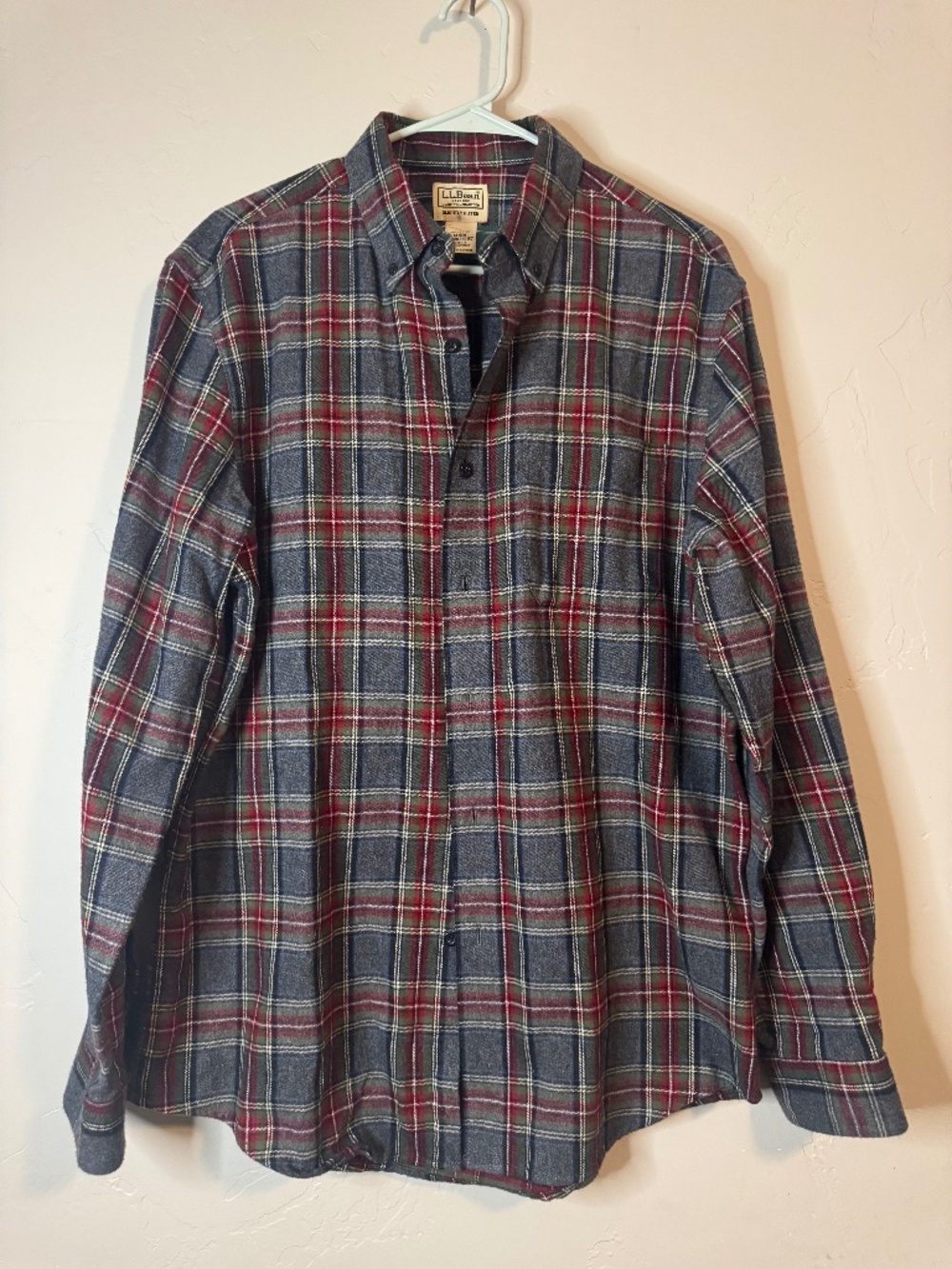 L.L. Bean Men's Flannel Button Up Shirt, Size M Reg, NWT